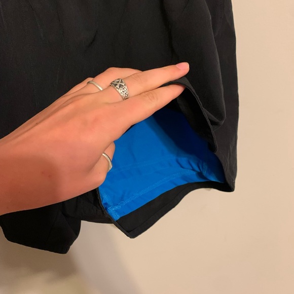 NIKE ATHLETIC SPANDEX SHORTS - Picture 3 of 4